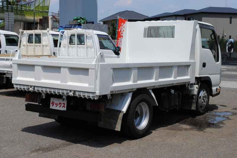 H30 エルフ ダンプ 積載3t|中古トラックの販売・買取・査定のアイナビ