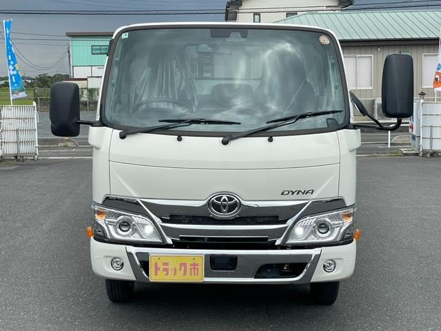 トヨタ 平ボディ|中古トラックの販売・買取・査定のアイナビ