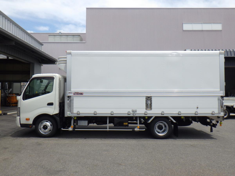 冷凍ウイング 菱重-5℃設定 ワイド超ロング 車輌総重量7,375kg|中古トラックの販売・買取・査定のアイナビ