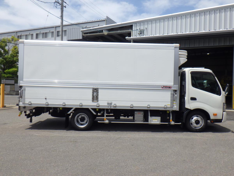 冷凍ウイング 菱重-5℃設定 ワイド超ロング 車輌総重量7,375kg|中古トラックの販売・買取・査定のアイナビ