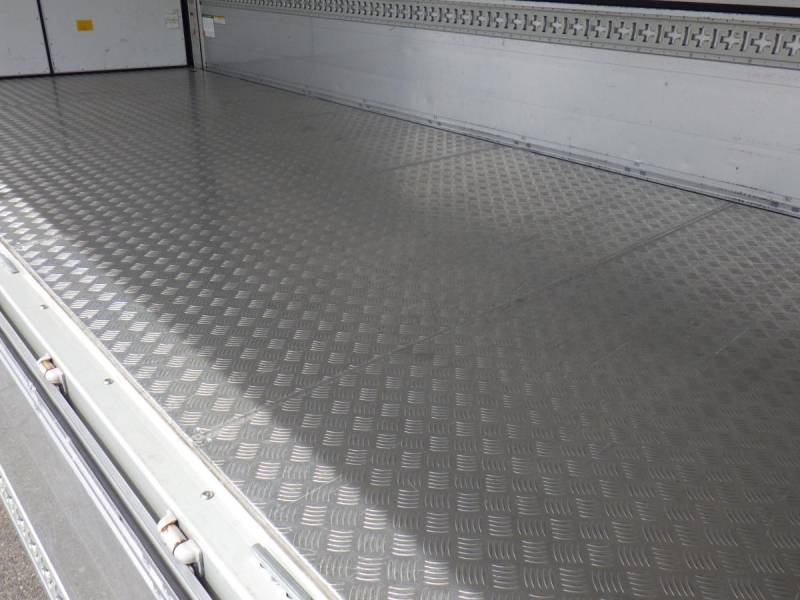 冷凍ウイング 菱重-5℃設定 ワイド超ロング 車輌総重量7,375kg|中古トラックの販売・買取・査定のアイナビ