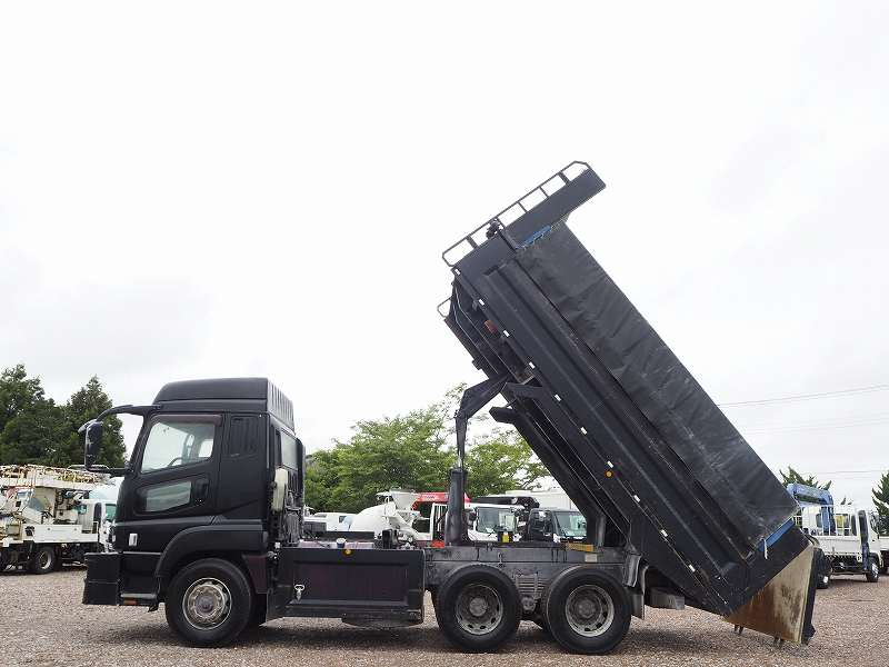 三菱ふそう スーパーグレート ダンプ 5.5×2.35m 新明和製|中古トラックの販売・買取・査定のアイナビ