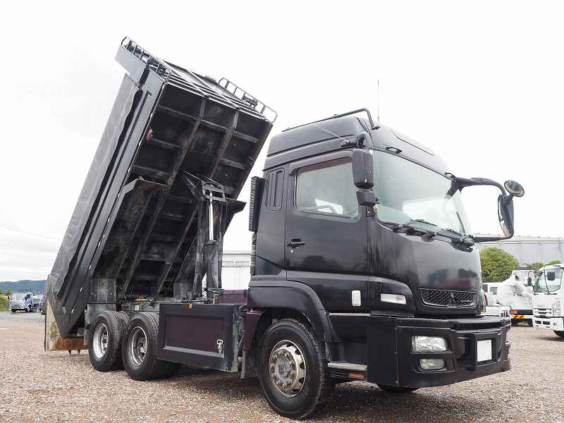 三菱ふそう スーパーグレート ダンプ 5.5×2.35m 新明和製|中古トラックの販売・買取・査定のアイナビ