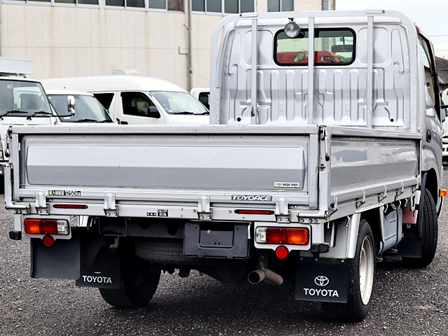 平ボディ　積載1250kg|中古トラックの販売・買取・査定のアイナビ