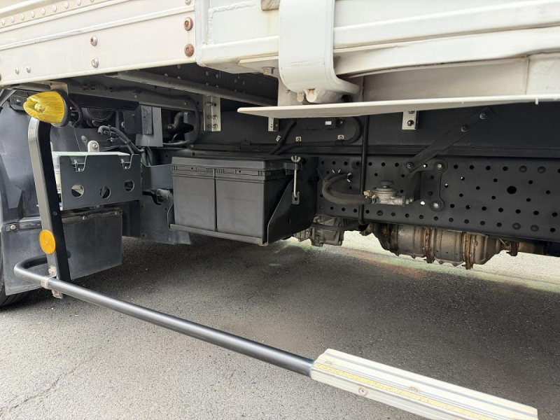 2t積・アルミバン・跳ね上げパワーゲート1000kg・サイドドア|中古トラックの販売・買取・査定のアイナビ