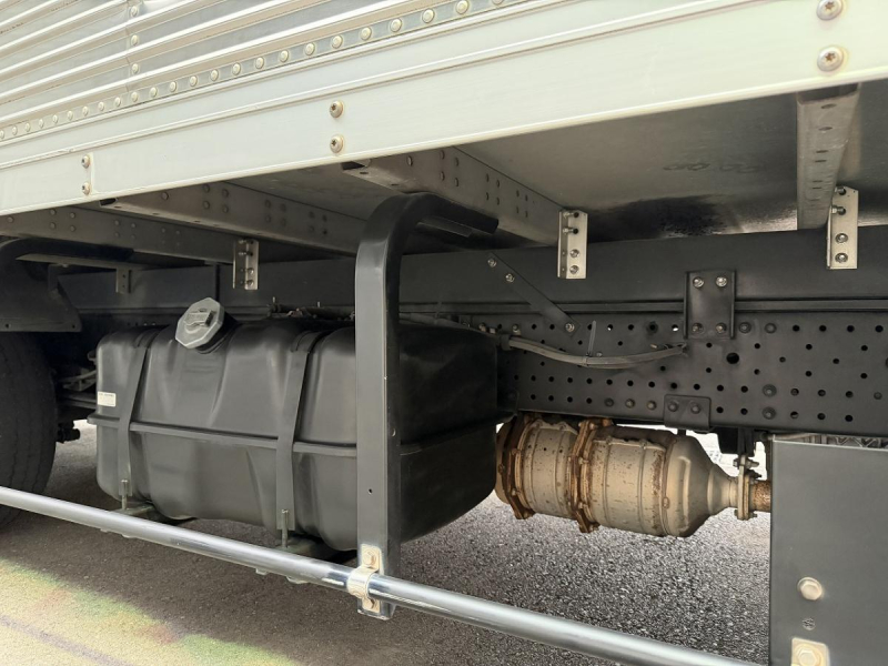 2t積・アルミバン・跳ね上げパワーゲート1000kg・サイドドア|中古トラックの販売・買取・査定のアイナビ