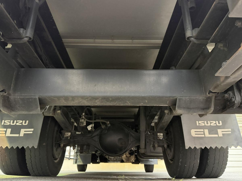 2t積・アルミバン・跳ね上げパワーゲート1000kg・サイドドア|中古トラックの販売・買取・査定のアイナビ