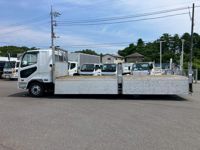 ☆R2　6.2m　3.75t　平ボディ　アルミブロック　ベッド付き|中古トラックの販売・買取・査定のアイナビ