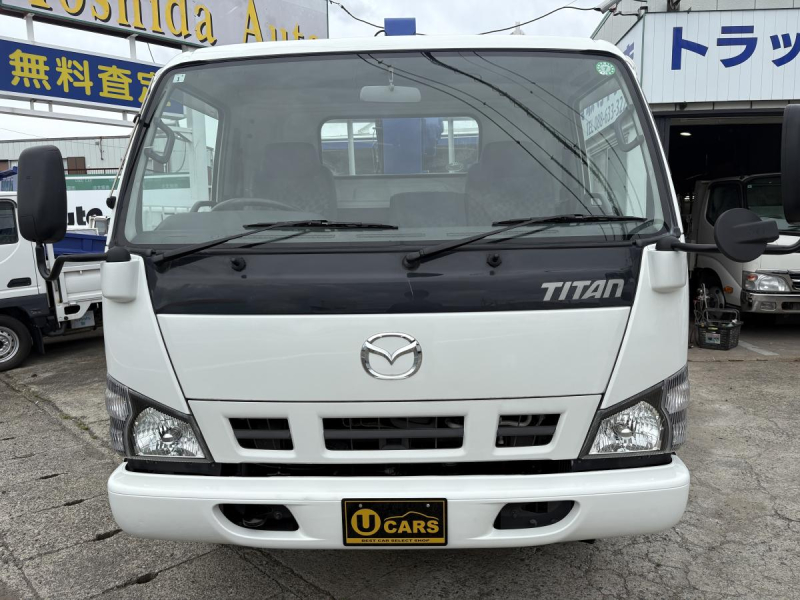 H18 タイタン　3.9t　3段クレーン　ラジコン付|中古トラックの販売・買取・査定のアイナビ