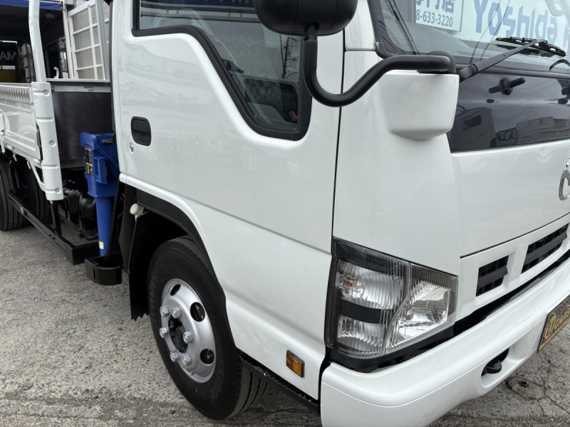 H18 タイタン　3.9t　3段クレーン　ラジコン付|中古トラックの販売・買取・査定のアイナビ