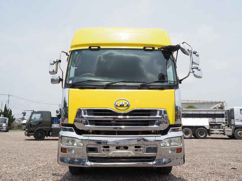 UDトラックス クオン ダンプ 5.3×2.3m 新明和製 ダンプ|中古トラックの販売・買取・査定のアイナビ
