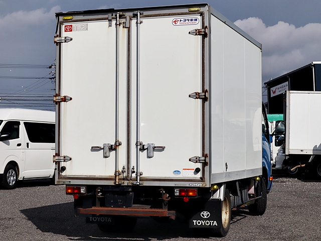 積載1350Kg　パネルバン　TECS　トヨタ車体製|中古トラックの販売・買取・査定のアイナビ