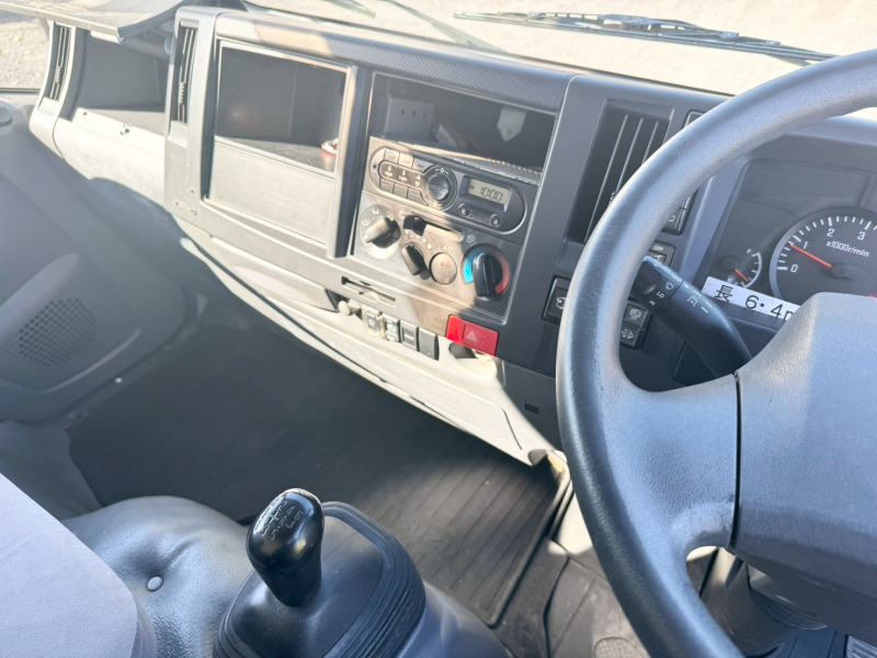 いすゞ バン車|中古トラックの販売・買取・査定のアイナビ