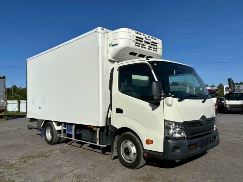 日野 冷凍バン|中古トラックの販売・買取・査定のアイナビ