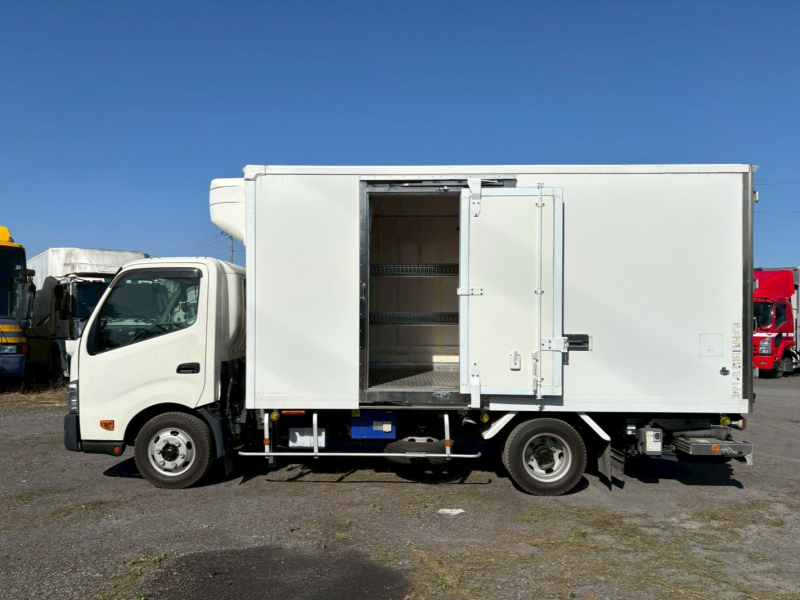 日野 冷凍バン|中古トラックの販売・買取・査定のアイナビ