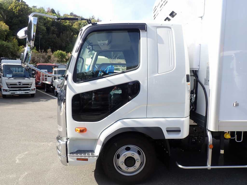 加温機能付 東プレ  床キーストン エアサス　横根太補強済|中古トラックの販売・買取・査定のアイナビ