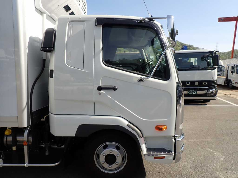 加温機能付 東プレ  床キーストン エアサス　横根太補強済|中古トラックの販売・買取・査定のアイナビ