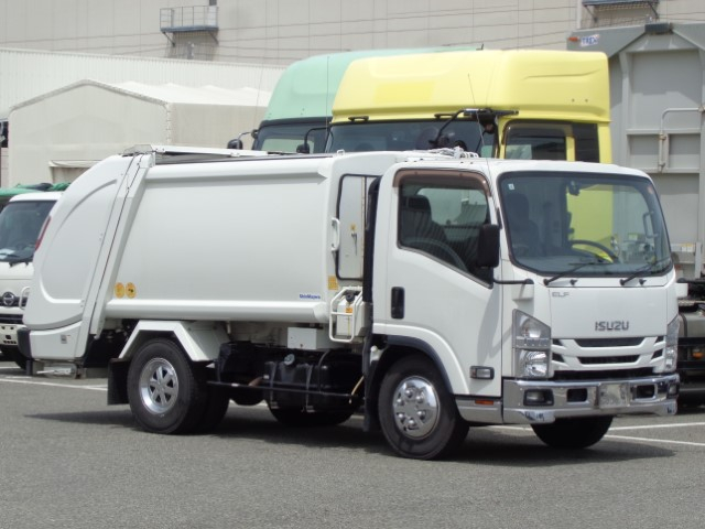 H29　いすゞエルフ　新明和製プレス式塵芥車6立米|中古トラックの販売・買取・査定のアイナビ