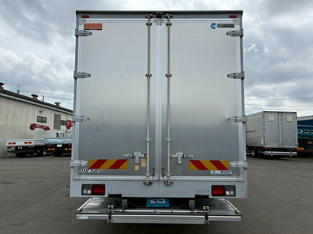 ハイルーフ フルキャブ/ベッド付き 6速MT  4t 8t 中型 バン 箱車|中古トラックの販売・買取・査定のアイナビ