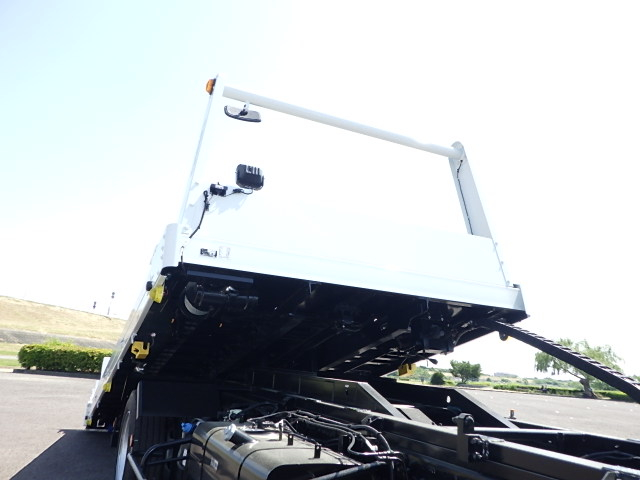 三菱 令和8年式 キャリアカー 一般型 積載3.85t|中古トラックの販売・買取・査定のアイナビ