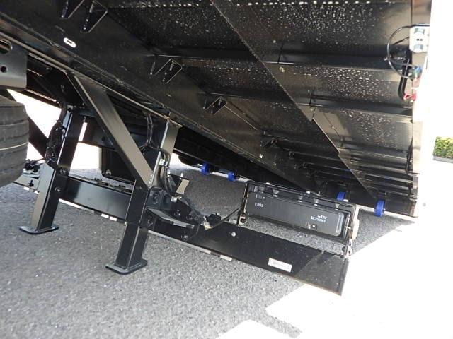 三菱 令和8年式 キャリアカー 一般型 積載3.85t|中古トラックの販売・買取・査定のアイナビ