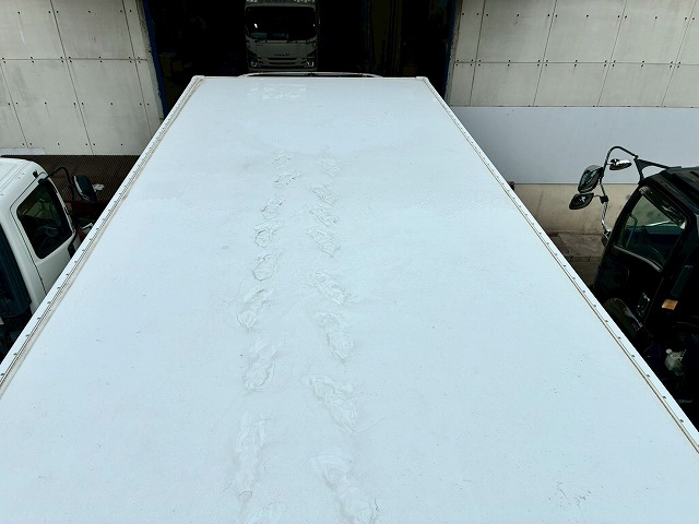 格納式パワーゲート -30℃低温設定 後輪エアサス 左サイド扉|中古トラックの販売・買取・査定のアイナビ