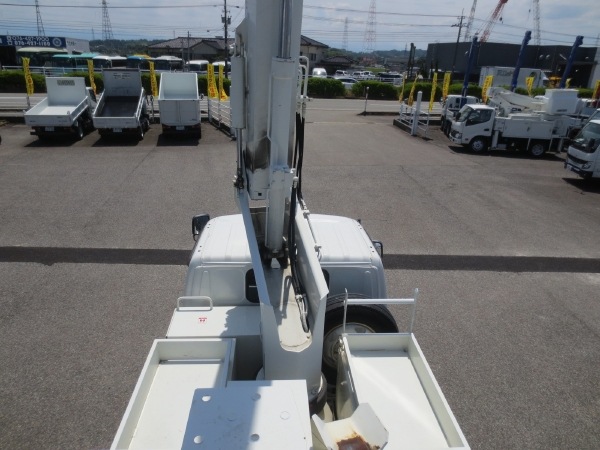 日野デュトロ高所作業車|中古トラックの販売・買取・査定のアイナビ