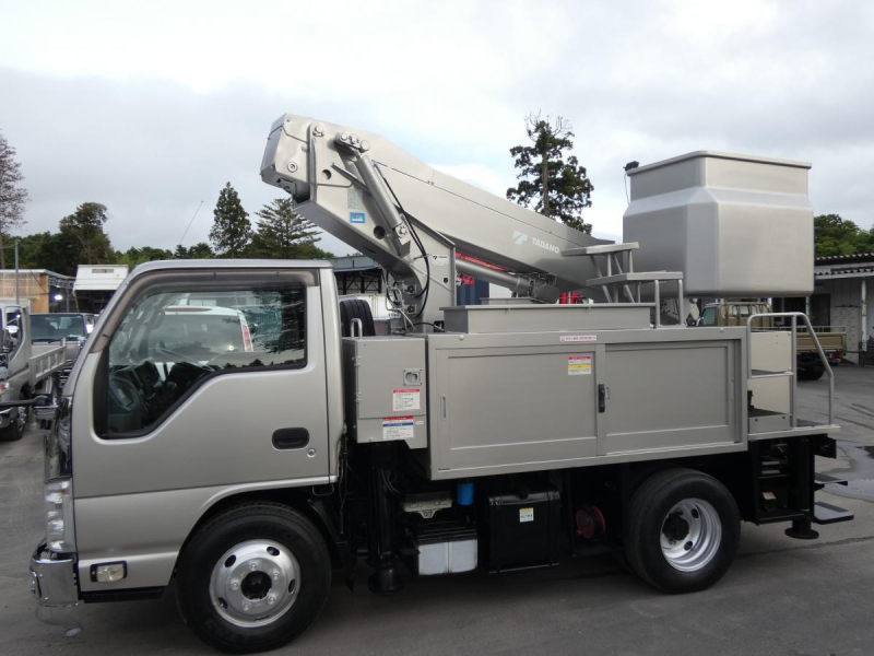 H24 高所作業車 タダノAT-100TTE 260605|中古トラックの販売・買取・査定のアイナビ