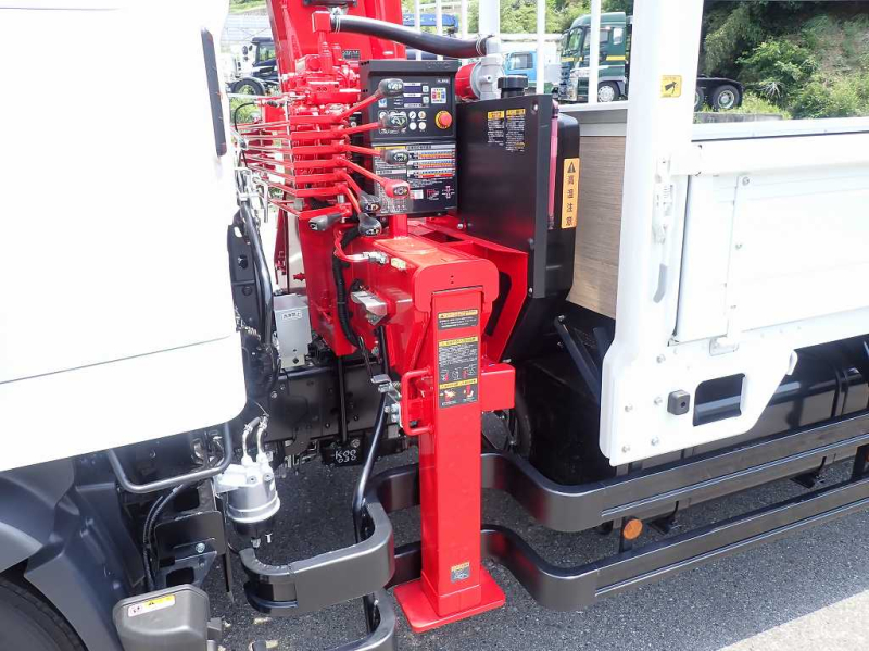 増トン　7.8t　ユニック　4段　ワイドキャブ　240PS　6速|中古トラックの販売・買取・査定のアイナビ