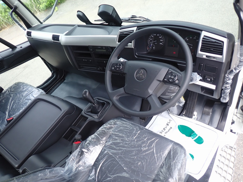 4t　カヤバ　ドラム容量3.0立米　ミキサー車　ベッドレス|中古トラックの販売・買取・査定のアイナビ