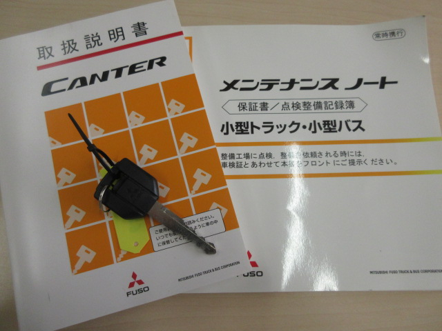 積載2t　平ボディ　ワイドロング　全低床　車両総重量5t未満|中古トラックの販売・買取・査定のアイナビ