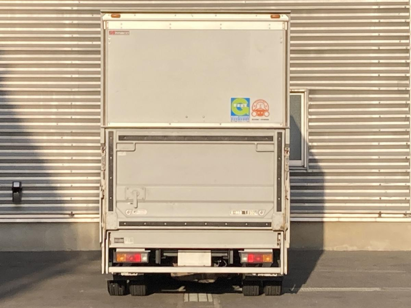 1.95t積・アルミバン・AT・垂直パワーゲート600kg|中古トラックの販売・買取・査定のアイナビ
