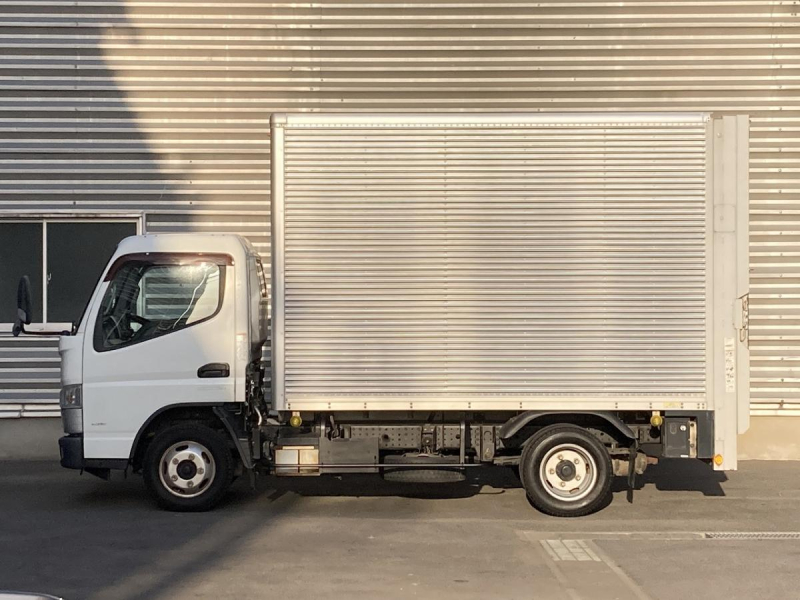 1.95t積・アルミバン・AT・垂直パワーゲート600kg|中古トラックの販売・買取・査定のアイナビ