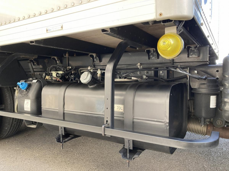 2t積・パネルバン・AT・垂直パワーゲート600kg・サイドドア|中古トラックの販売・買取・査定のアイナビ