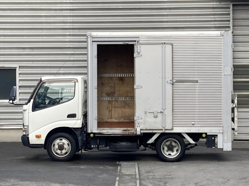 4WD・2t積・アルミバン・垂直パワーゲート600kg・サイドドア|中古トラックの販売・買取・査定のアイナビ
