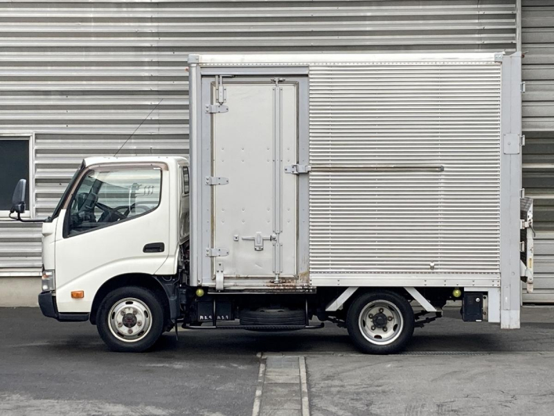 4WD・2t積・アルミバン・垂直パワーゲート600kg・サイドドア|中古トラックの販売・買取・査定のアイナビ