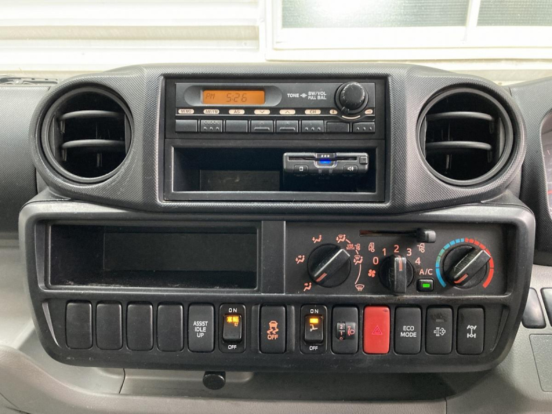 4WD・2t積・アルミバン・垂直パワーゲート600kg・サイドドア|中古トラックの販売・買取・査定のアイナビ