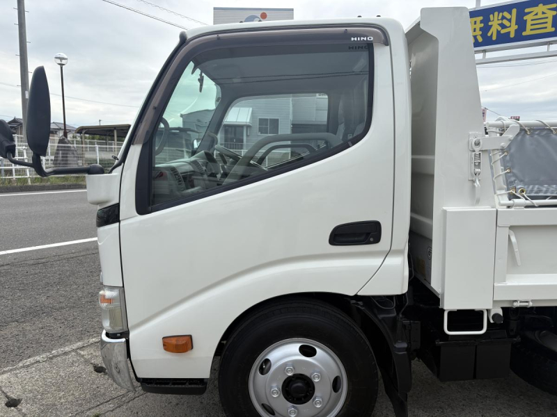 H22デュトロ 3tダンプ|中古トラックの販売・買取・査定のアイナビ