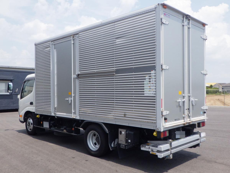標準ロング 全低床 格納ゲート 車輌総重量5,575kg 車検R9.3月迄|中古トラックの販売・買取・査定のアイナビ