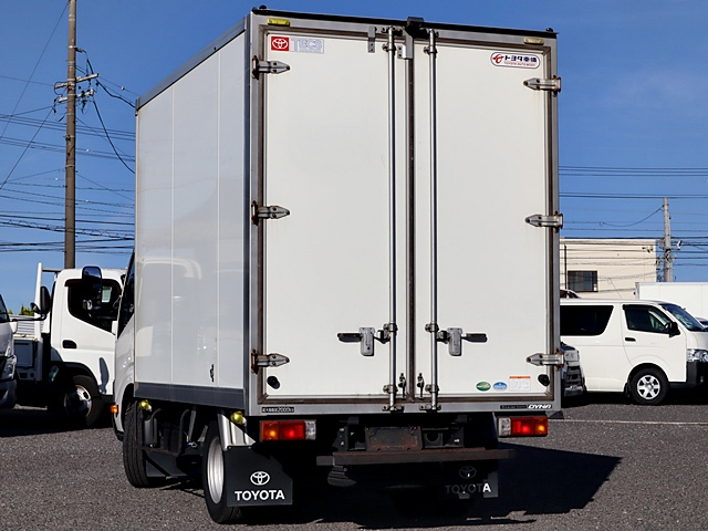 アルミバン　積載2t　標準10尺　車両総重量4735Kg|中古トラックの販売・買取・査定のアイナビ