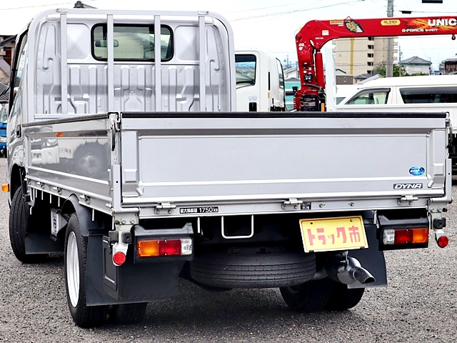 平ボディ　積載1750kg|中古トラックの販売・買取・査定のアイナビ