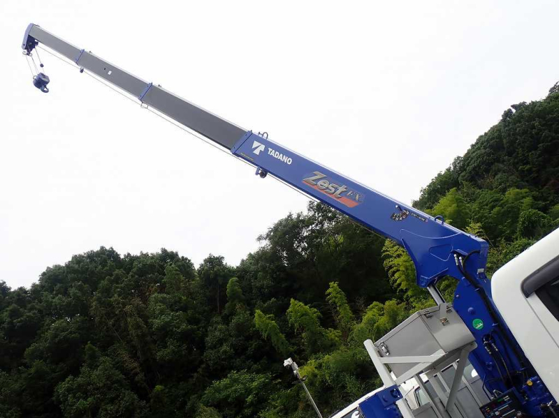 タダノ　4段　ハイジャッキ　ワイドロング　AT　液晶モニター|中古トラックの販売・買取・査定のアイナビ