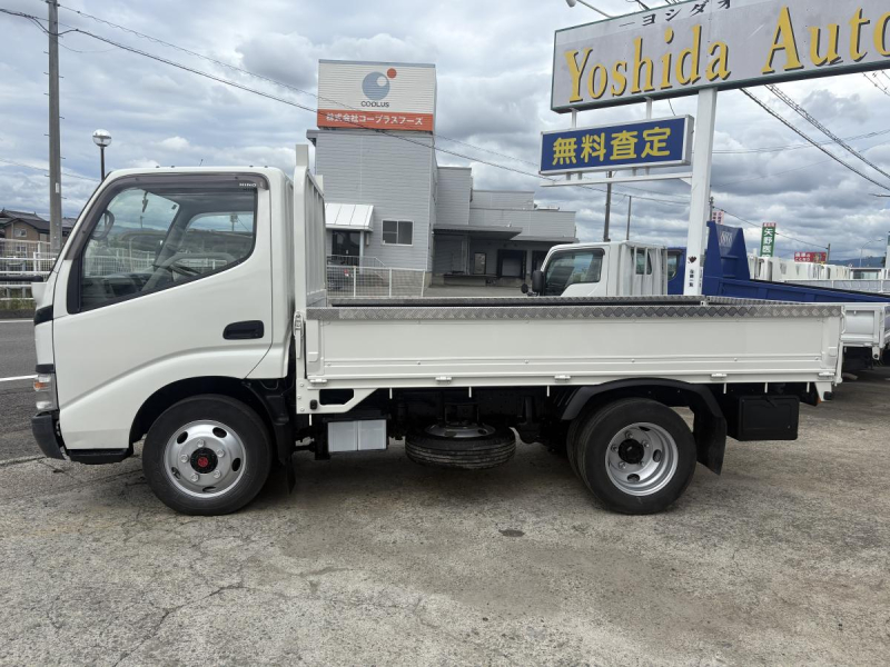 H17 デュトロ　2t平ボディ　4WD|中古トラックの販売・買取・査定のアイナビ