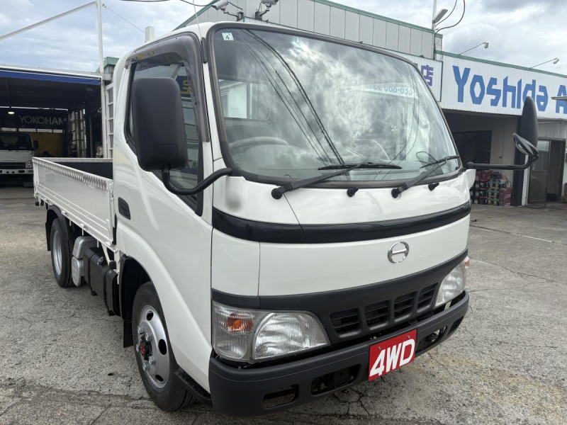 H17 デュトロ　2t平ボディ　4WD|中古トラックの販売・買取・査定のアイナビ
