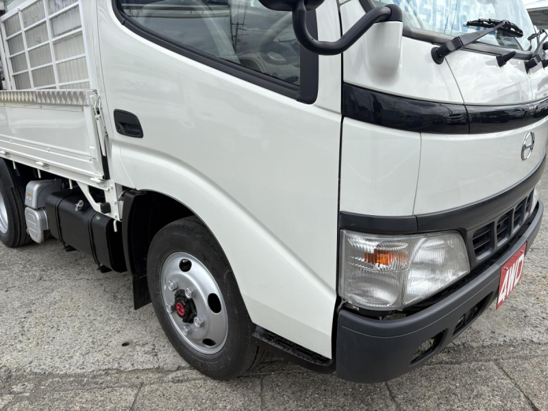 H17 デュトロ　2t平ボディ　4WD|中古トラックの販売・買取・査定のアイナビ