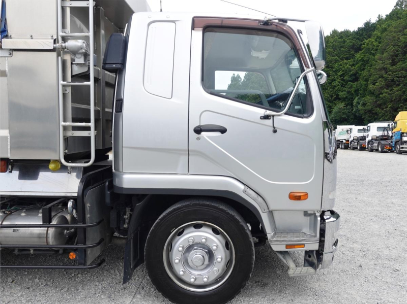 ダンプ積載11.8t総重量19985kg|中古トラックの販売・買取・査定のアイナビ