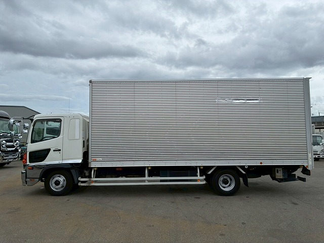 210馬力 6速マニュアル MT 4t 8t 中型 ドライバン 箱車|中古トラックの販売・買取・査定のアイナビ