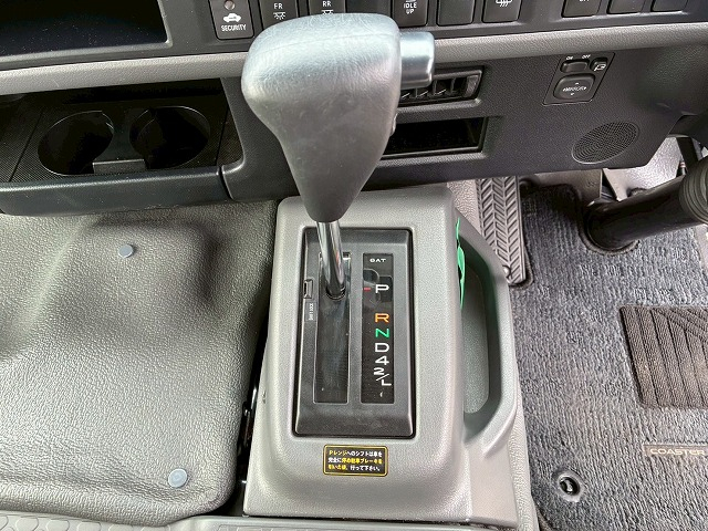 LXグレード 乗車定員 29人 リクライニング 自動ステップ AT車|中古トラックの販売・買取・査定のアイナビ