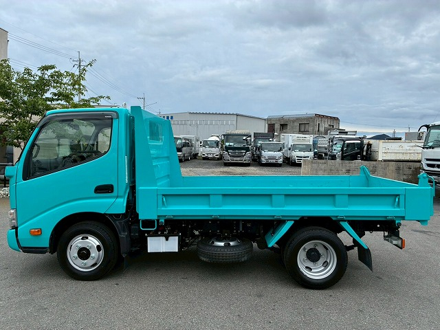 保証対象車両 4ナンバー 新明和工業 2t積載 6速 MT|中古トラックの販売・買取・査定のアイナビ