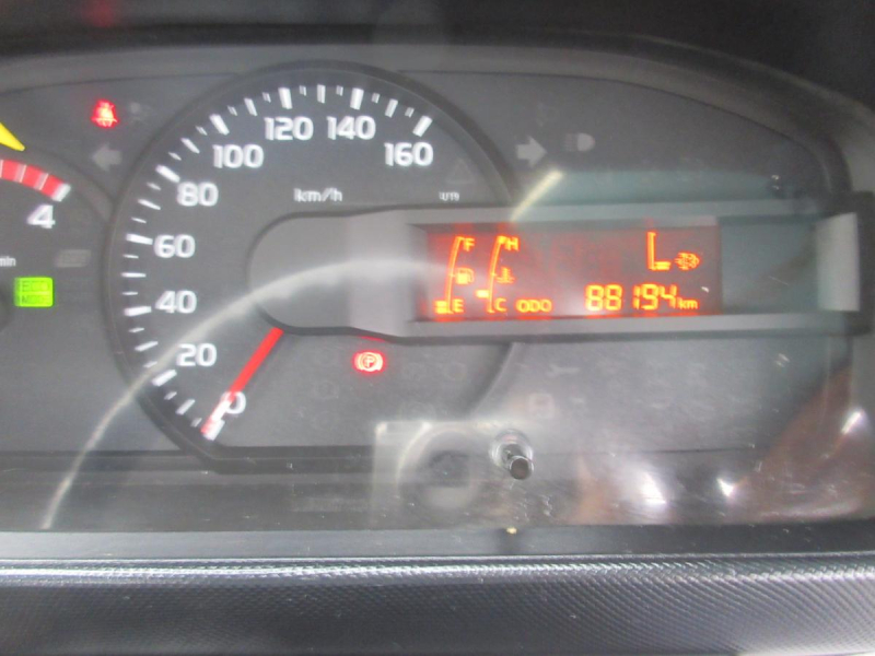 4段クレーン　ラジコン付　2.63t吊|中古トラックの販売・買取・査定のアイナビ